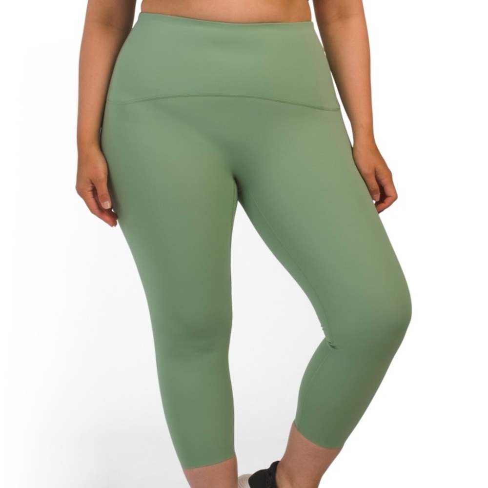 NWT Spanx Cropped Leggings High Rise Booty Boosting Plus‎ Size 2X in color Jade